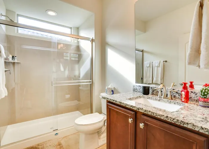 Outdoor Oasis & Amenity Access: Retreat Buckeye